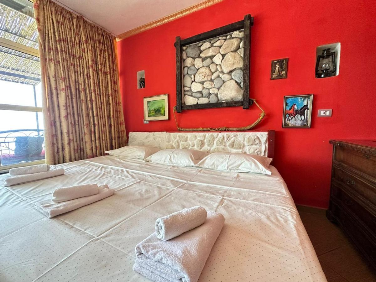 Hotel Vila "Oda E Miqve" วญอเรอ ภายนอก รูปภาพ