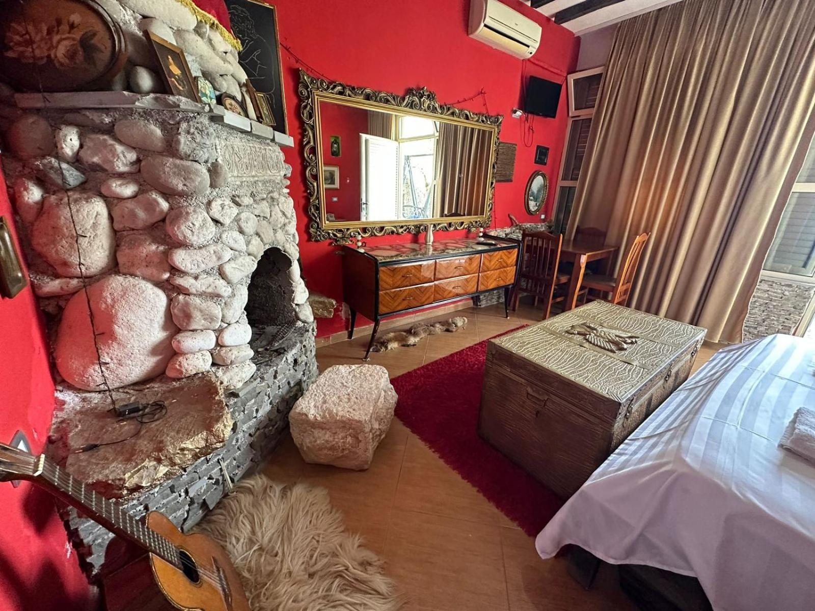 Hotel Vila "Oda E Miqve" วญอเรอ ภายนอก รูปภาพ