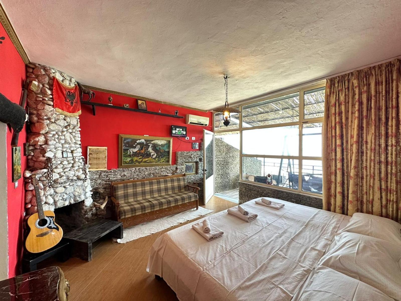 Hotel Vila "Oda E Miqve" วญอเรอ ภายนอก รูปภาพ