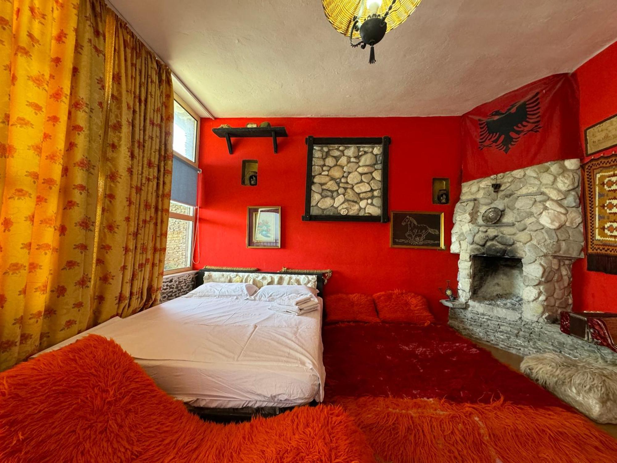 Hotel Vila "Oda E Miqve" วญอเรอ ภายนอก รูปภาพ
