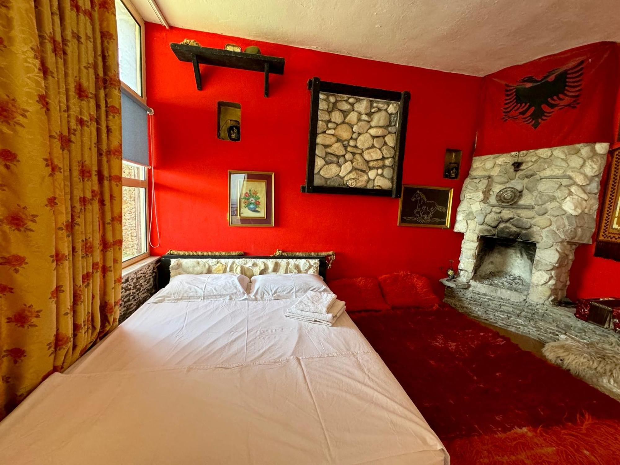 Hotel Vila "Oda E Miqve" วญอเรอ ภายนอก รูปภาพ