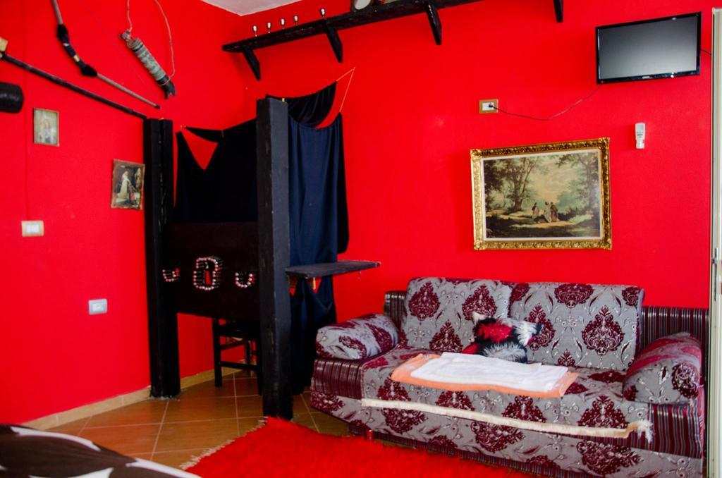 Hotel Vila "Oda E Miqve" วญอเรอ ภายนอก รูปภาพ