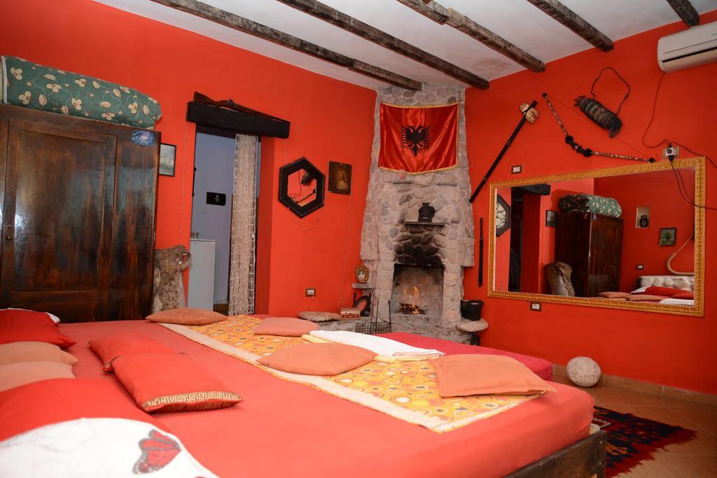 Hotel Vila "Oda E Miqve" วญอเรอ ภายนอก รูปภาพ