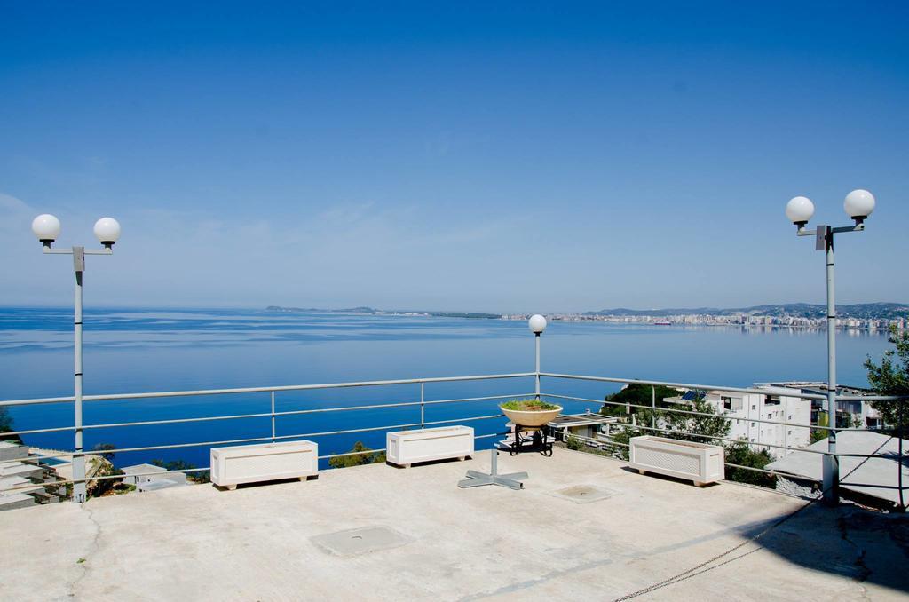 Hotel Vila "Oda E Miqve" วญอเรอ ภายนอก รูปภาพ